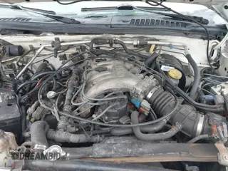 2000 Nissan Frontier XE z VIN 1N6ED27TXYC367744, wystawiony jako IAAI lot #42368078 z przebiegiem Nie podano mil oraz . Historia ofert i sprzedaży dostępna na DreamBid. Obrazek 10.
