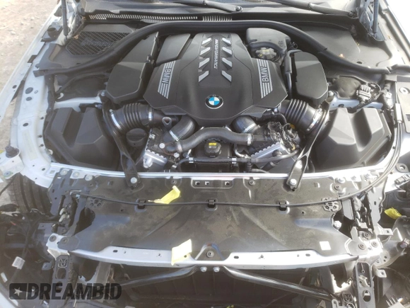 2022 BMW 8 Series M850i z VIN WBAGV8C03NCH10560, wystawiony jako Copart lot #44026465 z przebiegiem 21 292 mil mil oraz Szkoda całkowita • Salvage title. Historia ofert i sprzedaży dostępna na DreamBid. Obrazek 11.
