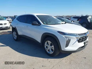2025 Chevrolet Trax LS with VIN KL77LFEP7SC146697, listed as a IAAI auction lot 41372073 with 2,040 mi miles and . Bid and sale history available at DreamBid. Image 1.