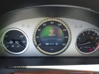 2011 Mercedes-Benz GLK 350 with VIN WDCGG5GB7BF651781, listed as a IAAI auction lot 42118517 with 100,167 mi miles and . Bid and sale history available at carsss.com. Image 7.