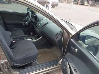 2005 Nissan Altima SE z VIN 1N4BL11EX5C161029, wystawiony jako IAAI lot #42044113 z przebiegiem 124 313 mil mil oraz . Historia ofert i sprzedaży dostępna na DreamBid. Obrazek 5.