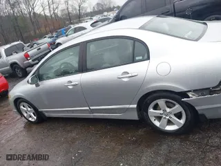2007 Honda Civic Sdn EX with VIN 1HGFA16887L096416, listed as a IAAI auction lot 41742948 with 198,911 mi miles. Bid and sale history available at carsss.com. Image 14.