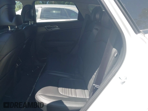 2025 Kia Sportage SX-Prestige with VIN 5XYK5CDF2SG301912, listed as a IAAI auction lot 42553193 with 1,816 mi miles and . Bid and sale history available at DreamBid. Image 8.