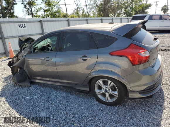2014 Ford Focus SE with VIN 1FADP3K24EL360011, listed as a Copart auction lot 53261705 with Not Provided miles and Non Repairable. Bid and sale history available at carsss.com. Image 2.