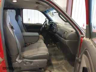 1998 Dodge Ram 1500 with VIN 3B7HF13YXWG196400, listed as a IAAI auction lot 41664847 with 193,769 mi miles. Bid and sale history available at carsss.com. Image 5.