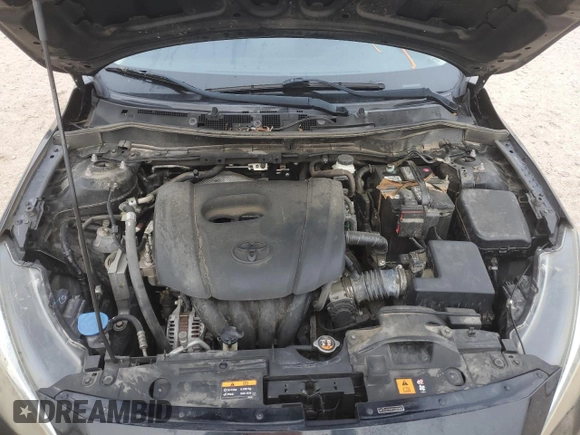 2016 Scion iA z VIN 3MYDLBZV8GY100948, wystawiony jako Copart lot #53285015 z przebiegiem 192 027 mil mil oraz Szkoda całkowita • Salvage title. Historia ofert i sprzedaży dostępna na DreamBid. Obrazek 11.