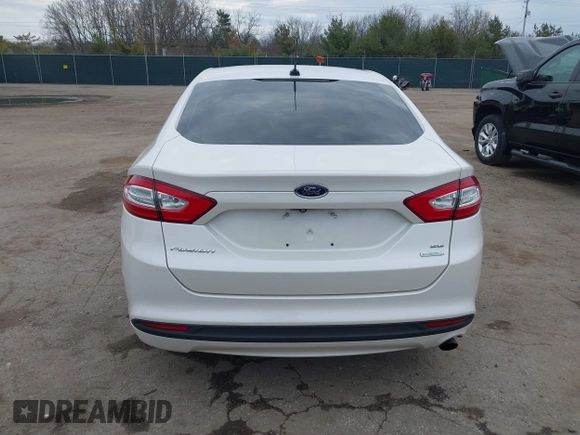 2015 Ford Fusion SE with VIN 3FA6P0HD9FR203805, listed as a IAAI auction lot 41880129 with 136,637 mi miles. Bid and sale history available at carsss.com. Image 16.