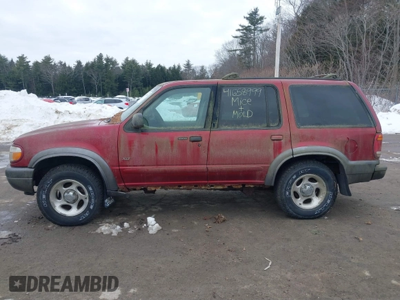 2000 Ford Explorer XLT with VIN 1FMZU73E6YZB45770, listed as a IAAI auction lot 41658999 with 227,802 mi miles and . Bid and sale history available at DreamBid. Image 12.