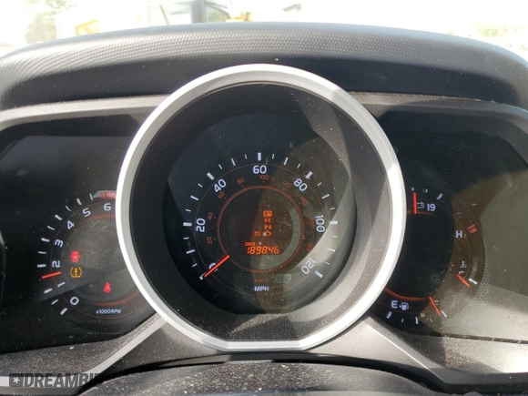 2011 Toyota 4Runner SR5 with VIN JTEZU5JR9B5027592, listed as a Copart auction lot 45521265 with 189,846 mi miles and Salvage Title. Bid and sale history available at carsss.com. Image 9.