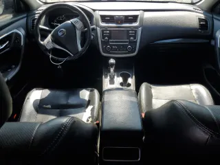 2017 Nissan Altima 2.5 S with VIN 1N4AL3AP2HC163595, listed as a Copart auction lot 46802025 with 174,706 mi miles and Salvage Title. Bid and sale history available at carsss.com. Image 8.