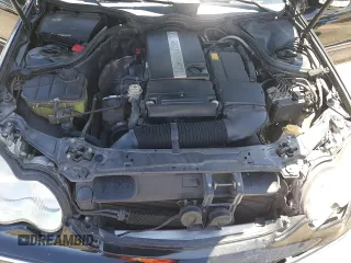 2003 Mercedes-Benz C 230 Kompressor z VIN WDBRF40J33A478707, wystawiony jako Copart lot #54256385 z przebiegiem 137 739 mil mil oraz Szkoda całkowita • Salvage title. Historia ofert i sprzedaży dostępna na DreamBid. Obrazek 13.