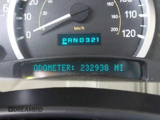 2005 Hummer H2 SUV with VIN 5GRGN23U35H105620, listed as a IAAI auction lot 41912574 with 232,938 mi miles. Bid and sale history available at carsss.com. Image 16.