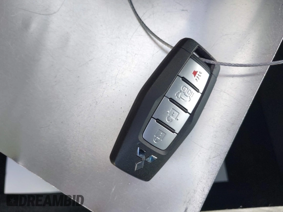 2022 Mitsubishi Outlander SE z VIN JA4J4UA89NZ077502, wystawiony jako IAAI lot #41897917 z przebiegiem 26 045 mil mil oraz . Historia ofert i sprzedaży dostępna na DreamBid. Obrazek 11.