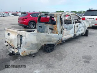 2023 Toyota Tacoma SR5 z VIN 3TMAZ5CN8PM213333, wystawiony jako IAAI lot #41475450 z przebiegiem Nie podano mil oraz . Historia ofert i sprzedaży dostępna na DreamBid. Obrazek 4.