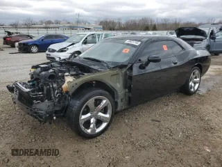 2012 Dodge Challenger R/T Classic z VIN 2C3CDYBT1CH107442, wystawiony jako Copart lot #49631745 z przebiegiem 108 419 mil mil oraz Szkoda całkowita • Salvage title. Historia ofert i sprzedaży dostępna na DreamBid. Obrazek 1.