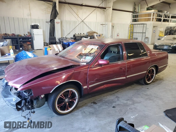 1998 Cadillac DeVille with VIN 1G6KD54YXWU719609, listed as a Copart auction lot 83112704 with 154,627 mi miles and Salvage Title. Bid and sale history available at carsss.com. Image 1.
