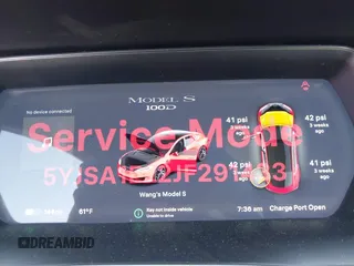 2018 Tesla Model S 75D z VIN 5YJSA1E22JF291433, wystawiony jako IAAI lot #42316194 z przebiegiem 59 143 mil mil oraz . Historia ofert i sprzedaży dostępna na DreamBid. Obrazek 7.
