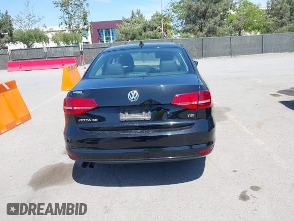 2015 Volkswagen Jetta SE с VIN 3VWD17AJ5FM214385, выставлен на аукционе IAAI как лот 42337460 с пробегом 99 625 миль миль и . История ставок и продаж доступна на DreamBid. Изображение 16.
