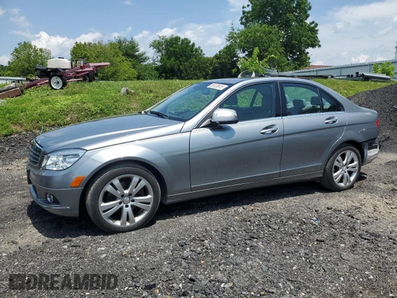 2008 Mercedes-Benz C 300 Sport z VIN WDDGF54XX8F059783, wystawiony jako Copart lot #59128615 z przebiegiem 104 505 mil mil oraz Szkoda całkowita • Salvage title. Historia ofert i sprzedaży dostępna na DreamBid. Obrazek 1.