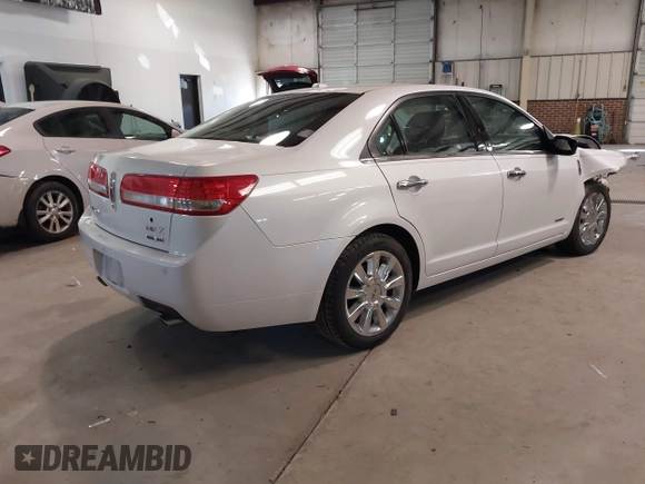 2012 Lincoln MKZ Hybrid with VIN 3LNDL2L38CR825066, listed as a IAAI auction lot 41288153 with 107,415 mi miles and . Bid and sale history available at DreamBid. Image 4.