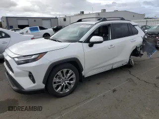 2023 Toyota RAV4 XLE Premium with VIN 2T3C1RFV0PW272264, listed as a Copart auction lot 50950395 with 25,080 mi miles and Salvage title. Bid and sale history available at DreamBid. Image 1.