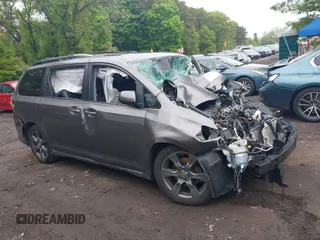 2019 Toyota Sienna SE with VIN 5TDXZ3DC4KS014221, listed as a IAAI auction lot 42275498 with 32,381 mi miles and . Bid and sale history available at DreamBid. Image 12.