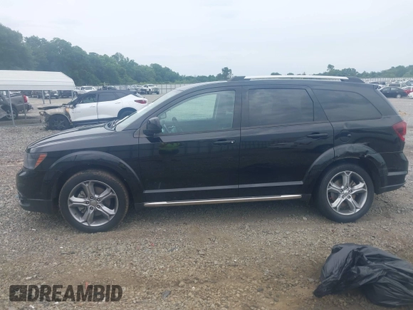 2017 Dodge Journey Crossroad Plus with VIN 3C4PDCGB7HT500909, listed as a IAAI auction lot 42378060 with 90,338 mi miles and . Bid and sale history available at DreamBid. Image 14.