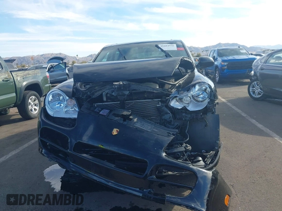 2006 Porsche Cayenne with VIN WP1AA29P86LA21780, listed as a IAAI auction lot 41604936 with 102,622 mi miles. Bid and sale history available at carsss.com. Image 6.