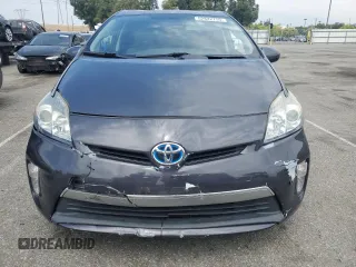 2015 Toyota Prius Advanced z VIN JTDKN3DP9F3068114, wystawiony jako Copart lot #52822755 z przebiegiem Nie podano mil oraz Szkoda całkowita • Salvage title. Historia ofert i sprzedaży dostępna na DreamBid. Obrazek 5.