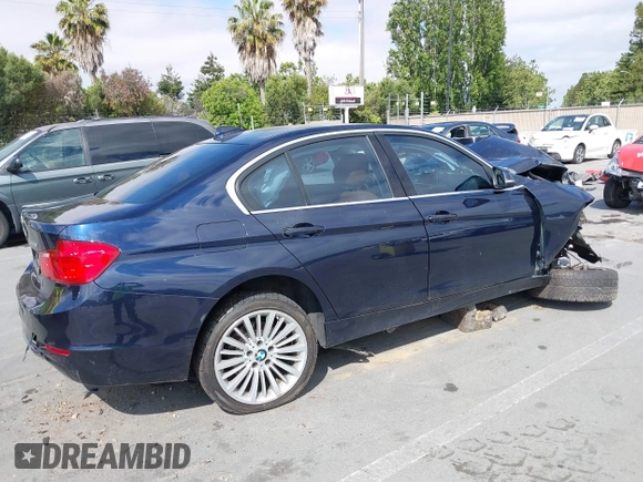 2012 BMW 3 Series 328i with VIN WBA3C1C57CF431824, listed as a IAAI auction lot 42585462 with 183,008 mi miles and . Bid and sale history available at DreamBid. Image 4.